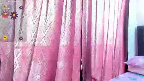 Dulce  online show from 02/19/25, 04:33