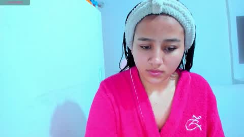 Dulce  online show from 09/11/25, 12:05