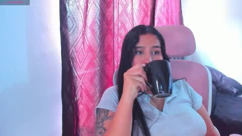 Dulce  online show from 10/28/25, 01:58