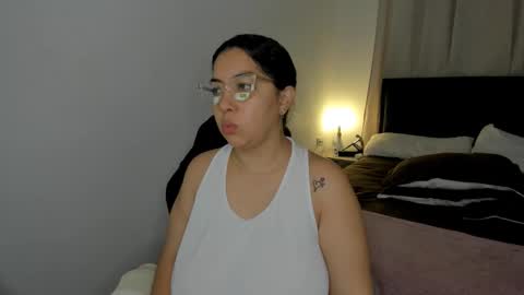 Snapshot of dulce_brithany chatting on 01/13/26, 01:16 dulce brithany online show from 01/13/26, 01:16