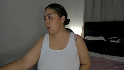 Snapshot of dulce_brithany chatting on 02/10/26, 12:09 dulce brithany online show from 02/10/26, 12:09