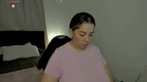 Snapshot of dulce_brithany chatting on 03/15/26, 03:34 dulce brithany online show from 03/15/26, 03:34