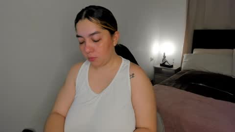 Snapshot of dulce_brithany chatting on 04/29/26, 02:59 dulce brithany online show from 04/29/26, 02:59