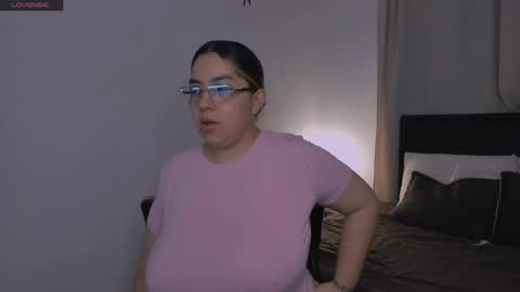 Snapshot of dulce_brithany chatting on 05/20/26, 09:04 dulce brithany online show from 05/20/26, 09:04
