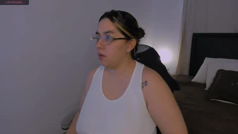 Snapshot of dulce_brithany chatting on 06/08/26, 08:09 dulce brithany online show from 06/08/26, 08:09