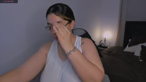 Snapshot of dulce_brithany chatting on 06/11/26, 12:32 dulce brithany online show from 06/11/26, 12:32