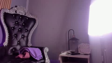 Daniela online show from 09/15/25, 12:05