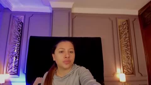 Dulce online show from 07/24/26, 11:30