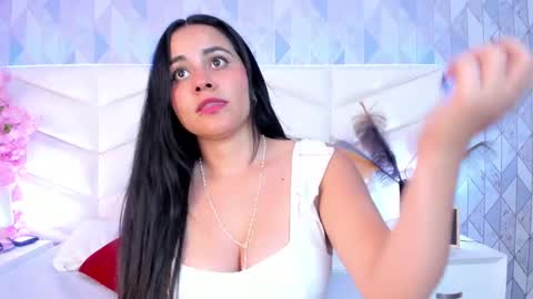    Monday 5-2 am From Tuesday to Friday5-1 am Colombia time online show from 02/10/25, 09:36