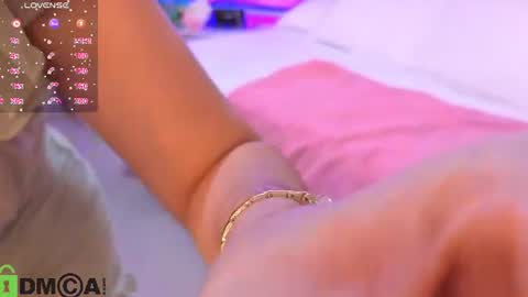 dulce_isabel_ online show from 07/13/26, 03:53