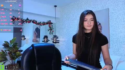 dulce_isabel_ online show from 07/16/26, 03:56