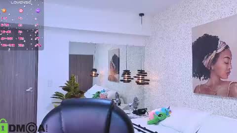 dulce_isabel_ online show from 07/22/26, 03:42