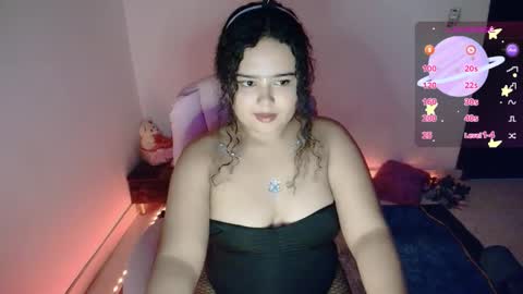 Snapshot of dulce_julieta_ chatting on 10/31/25, 07:59 Dulce online show from 10/31/25, 07:59