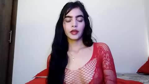 dulce_lucero online show from 01/13/25, 06:16