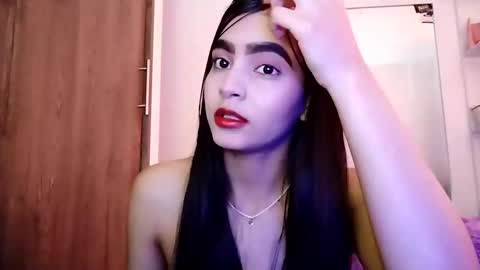dulce_lucero online show from 02/10/25, 05:52