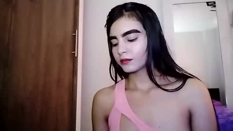 dulce_lucero online show from 02/17/25, 05:53