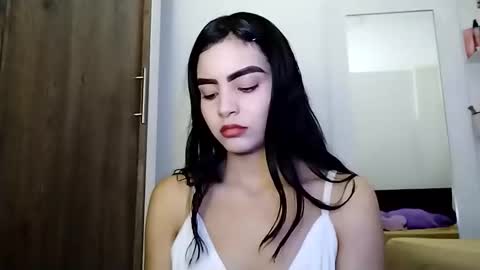 dulce_lucero online show from 10/11/25, 07:34
