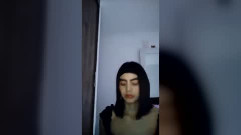 dulce_lucero online show from 07/07/26, 04:33