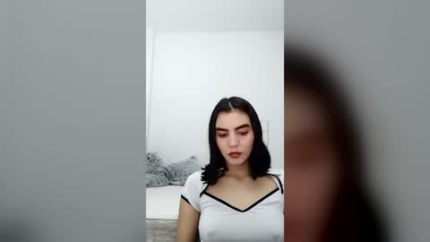 dulce_lucero online show from 07/13/26, 02:03