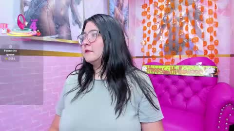 Dulce  online show from 10/18/25, 11:44