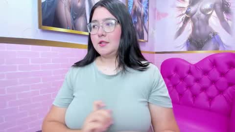 Snapshot of dulce_meow chatting on 11/11/25, 11:54 Dulce online show from 11/11/25, 11:54