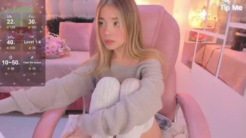 Snapshot of dulce_powl chatting on 04/15/26, 06:04 Dulce online show from 04/15/26, 06:04