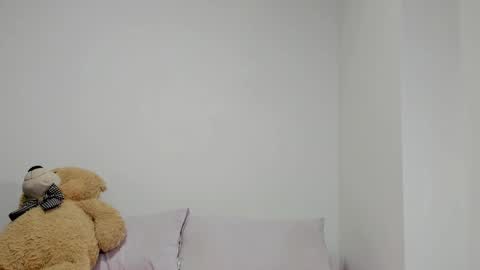 Dulce  online show from 02/18/25, 12:17