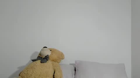 Dulce  online show from 02/19/25, 01:39