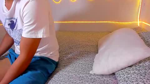 dulce_tentacionlatina online show from 09/17/25, 01:07