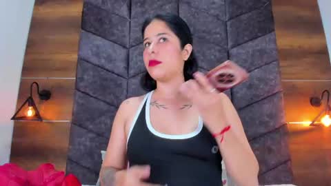 DULCE AURORA online show from 07/07/26, 02:58
