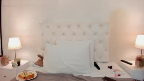 Dulce online show from 07/23/26, 11:35