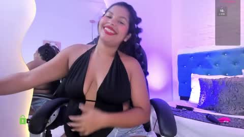 Snapshot of dulcecooper1 chatting on 05/04/26, 12:01 Dulce online show from 05/04/26, 12:01