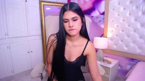 dulcee_rosee online show from 11/25/25, 11:05