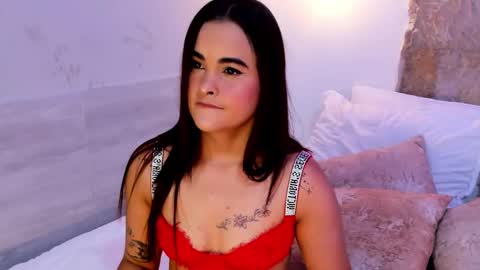 Snapshot of dulceegarcia chatting on 10/02/25, 11:01 Dulcee Garcia online show from 10/02/25, 11:01