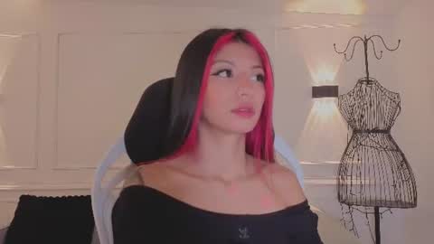 Snapshot of dulcetorresvg chatting on 06/11/26, 03:26 Dulce online show from 06/11/26, 03:26