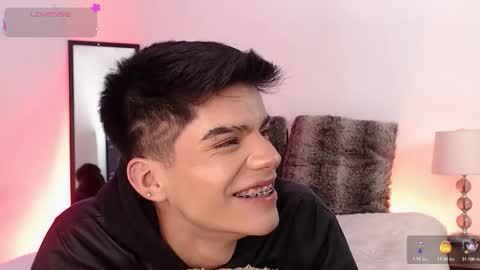 Dulcey online show from 10/18/25, 05:54