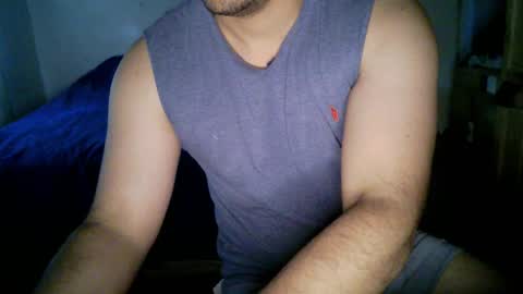 Snapshot of dumout33 chatting on 10/06/25, 06:27 Sergio online show from 10/06/25, 06:27