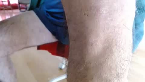 Snapshot of dunany101 chatting on 10/01/25, 01:17 dunany101 online show from 10/01/25, 01:17