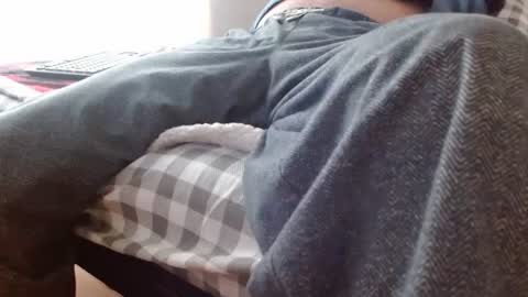 Snapshot of dunany101 chatting on 10/14/25, 03:13 dunany101 online show from 10/14/25, 03:13