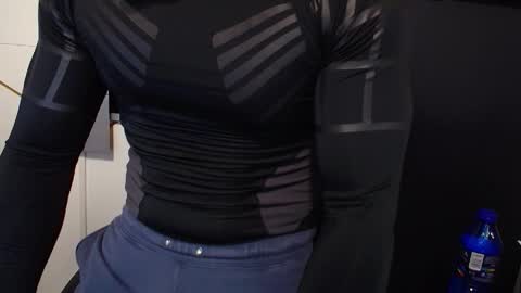 Snapshot of duncanstones chatting on 09/20/25, 05:08 DuncanStone online show from 09/20/25, 05:08