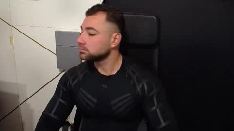 Snapshot of duncanstones chatting on 10/02/25, 04:19 DuncanStone online show from 10/02/25, 04:19