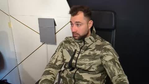 Snapshot of duncanstones chatting on 10/10/25, 05:28 DuncanStone online show from 10/10/25, 05:28