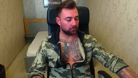 Snapshot of duncanstones chatting on 10/11/25, 04:16 DuncanStone online show from 10/11/25, 04:16