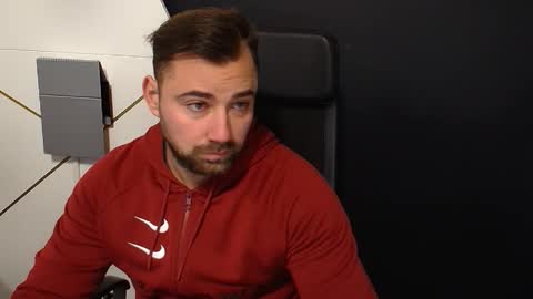 Snapshot of duncanstones chatting on 10/14/25, 03:51 DuncanStone online show from 10/14/25, 03:51