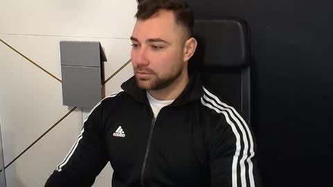 Snapshot of duncanstones chatting on 11/02/25, 05:21 DuncanStone online show from 11/02/25, 05:21