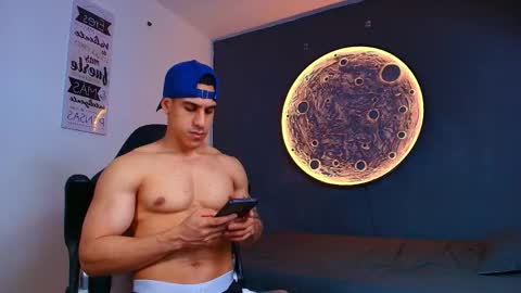 duran_dhikol1 online show from 05/15/26, 01:23