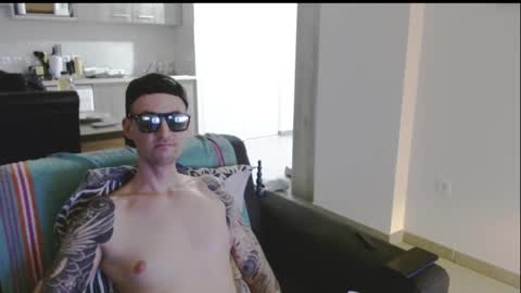 Snapshot of durexdublex chatting on 01/18/25, 12:46 durexdublex online show from 01/18/25, 12:46