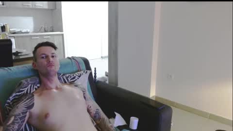 Snapshot of durexdublex chatting on 01/18/25, 03:53 durexdublex online show from 01/18/25, 03:53