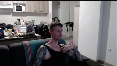 Snapshot of durexdublex chatting on 01/24/25, 05:53 durexdublex online show from 01/24/25, 05:53