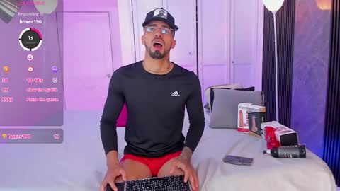 Snapshot of duriel_ chatting on 12/17/25, 09:54 Duriel online show from 12/17/25, 09:54